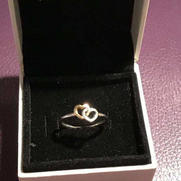 Pandora Two-Tone Interlocking Hearts Ring - Picture 3 of 9